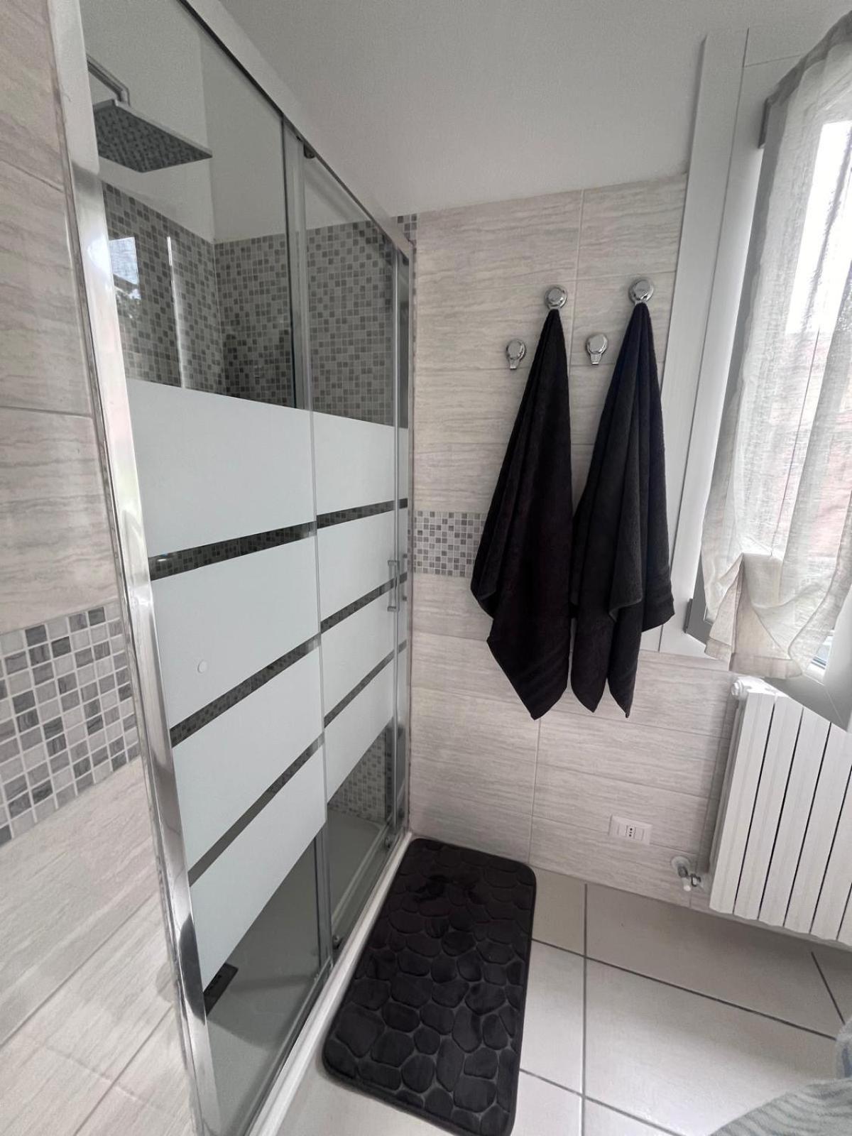 Casa Castagna Appartamento - Lecco Dış mekan fotoğraf