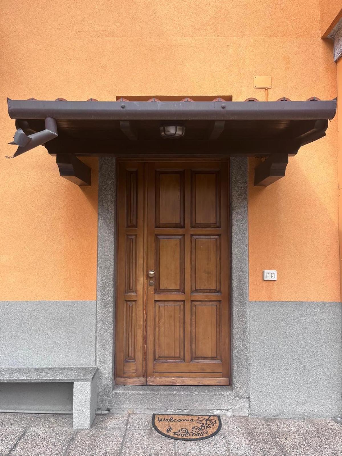 Casa Castagna Appartamento - Lecco Dış mekan fotoğraf